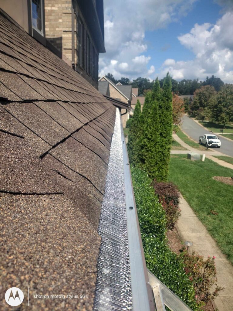 5 Key Benefits of a Gutter Cleaning Service in Monroe, NC